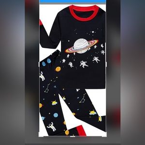 NWOT 100% cotton big boys long sleeve astronaut/space pjs